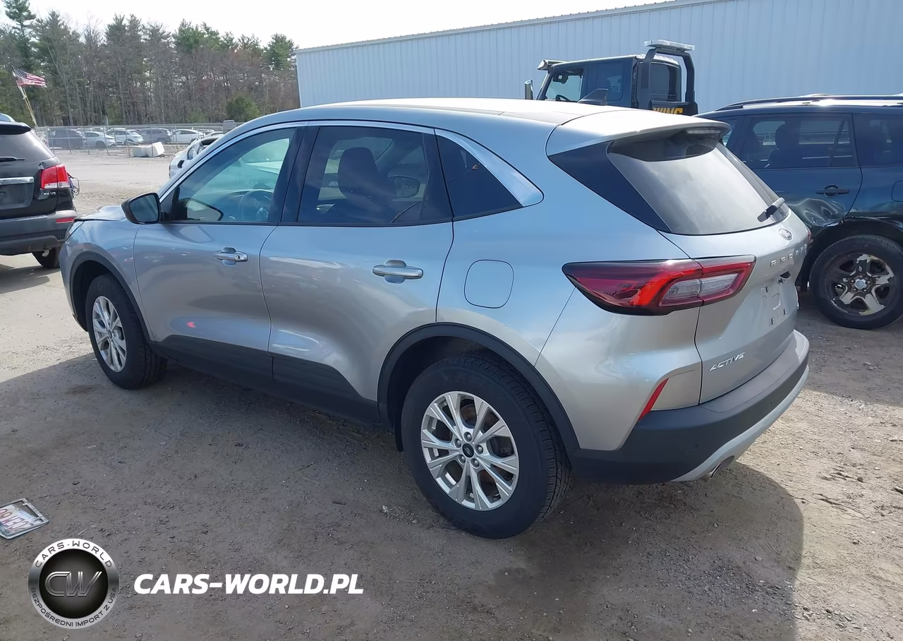 2023 Ford Escape Active VIN:1FMCU9GNXPUA11335 - 3