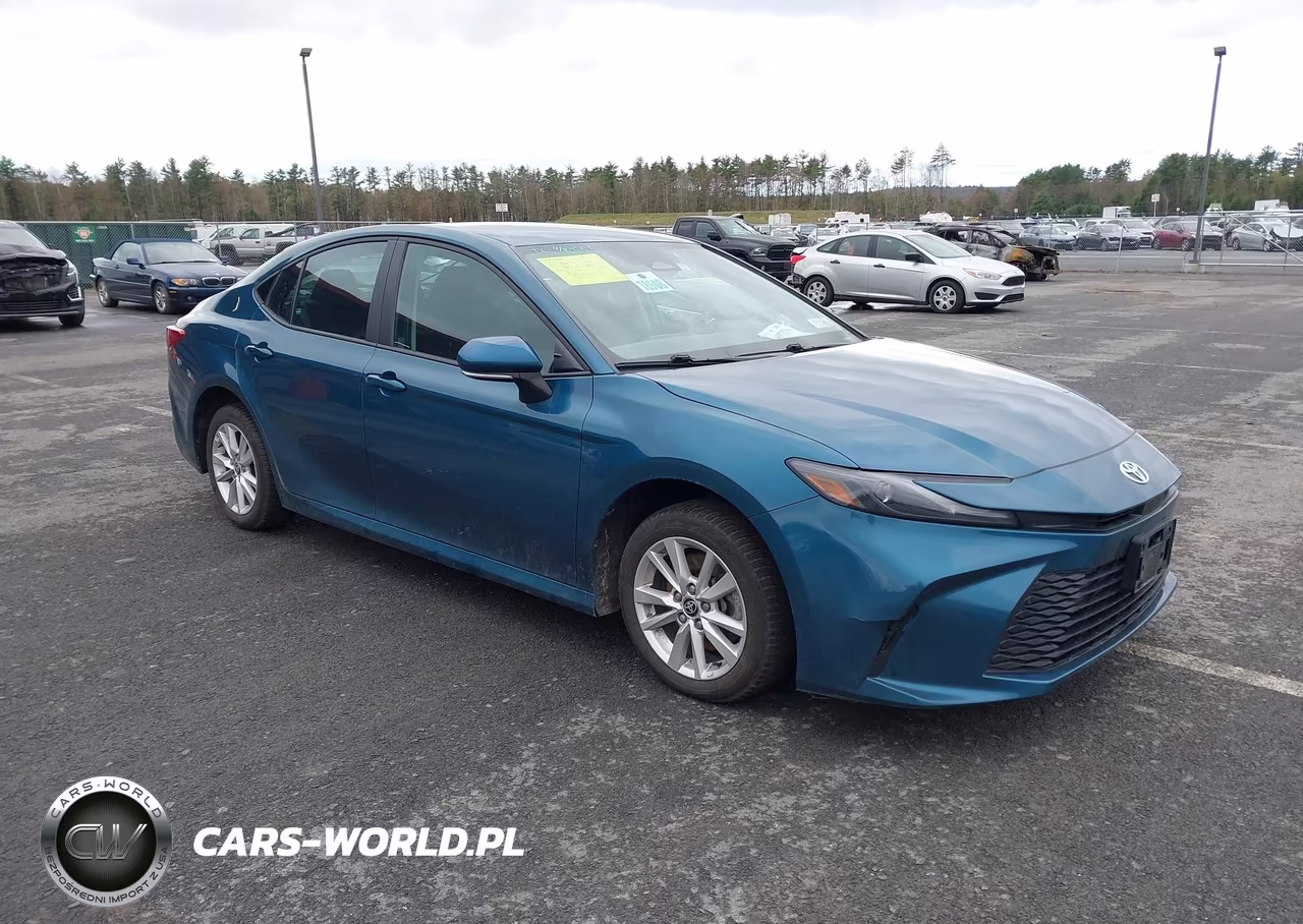 2025 Toyota Camry Le