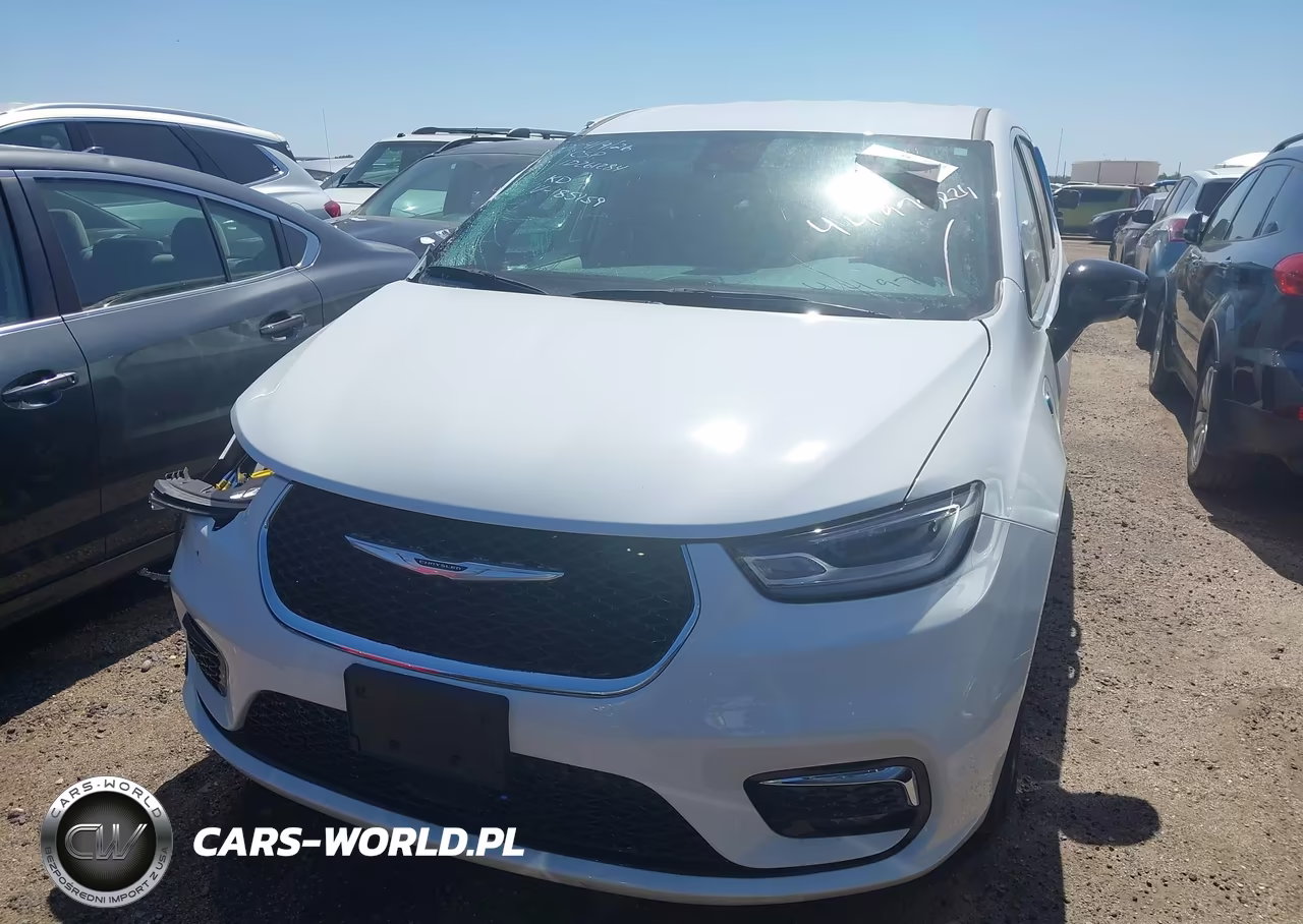 2024 Chrysler Pacifica Hybrid Select VIN:2C4RC1S73RR185159 - 12