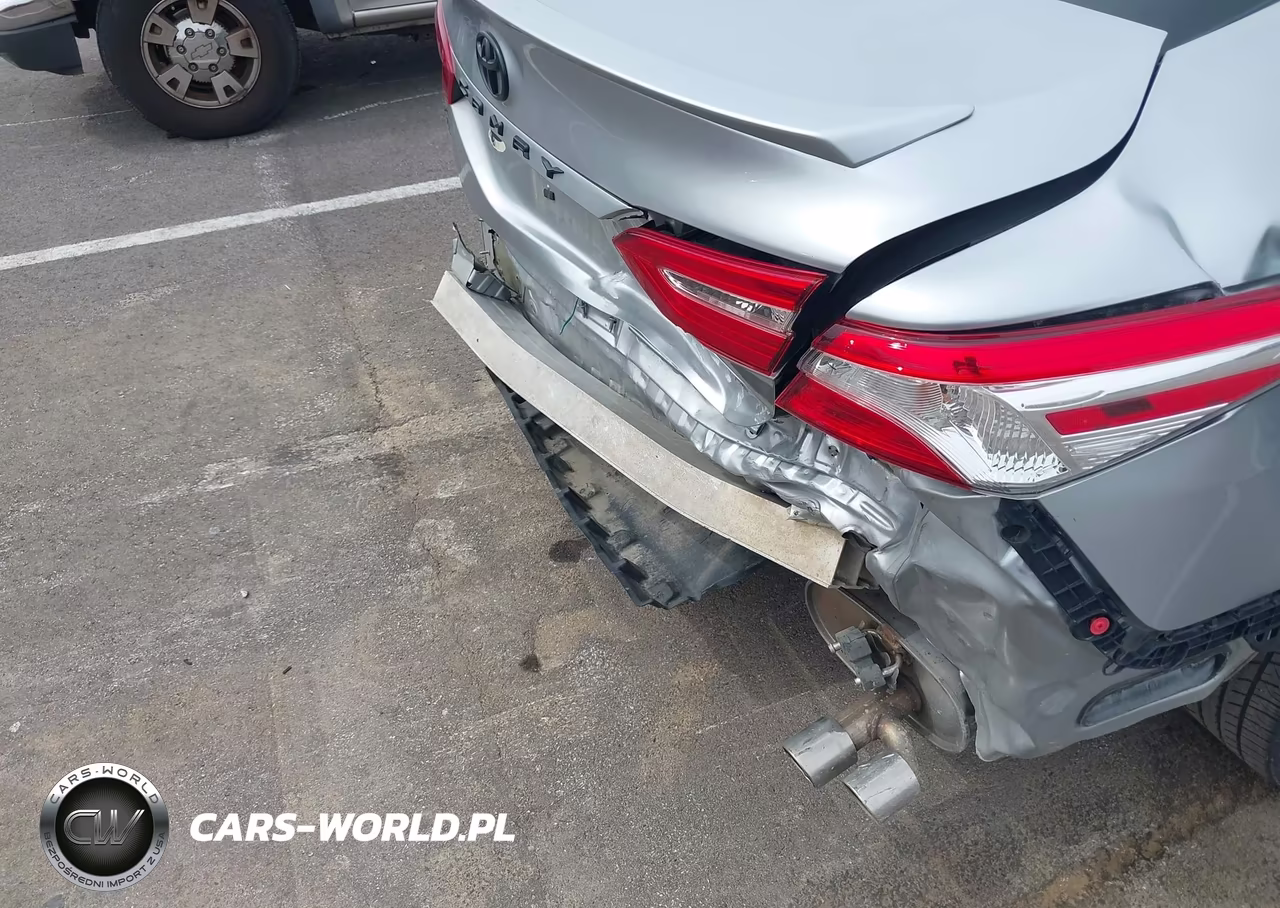 2020 Toyota Camry Se VIN:4T1G11AK9LU874129 - 16