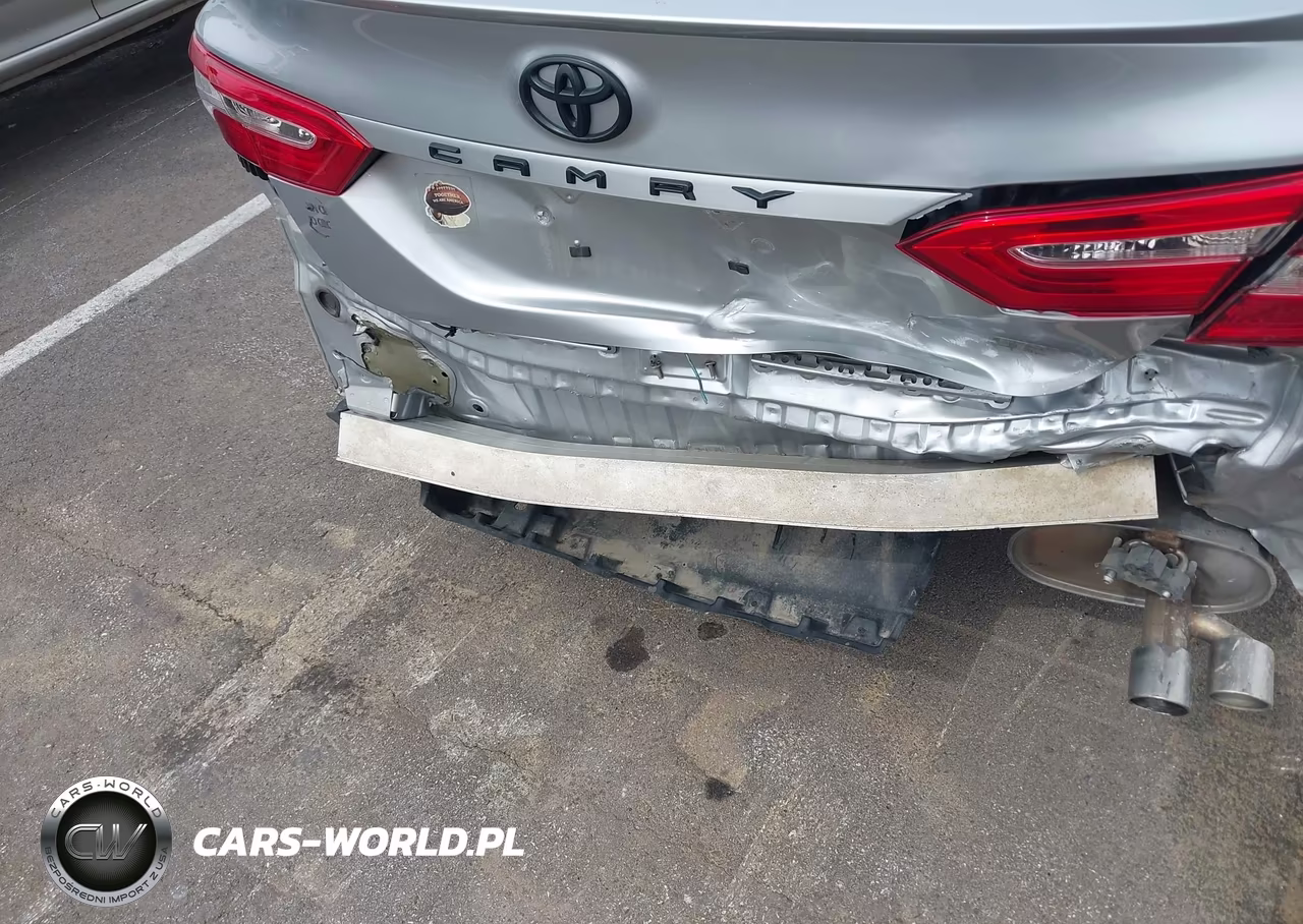 2020 Toyota Camry Se VIN:4T1G11AK9LU874129 - 17