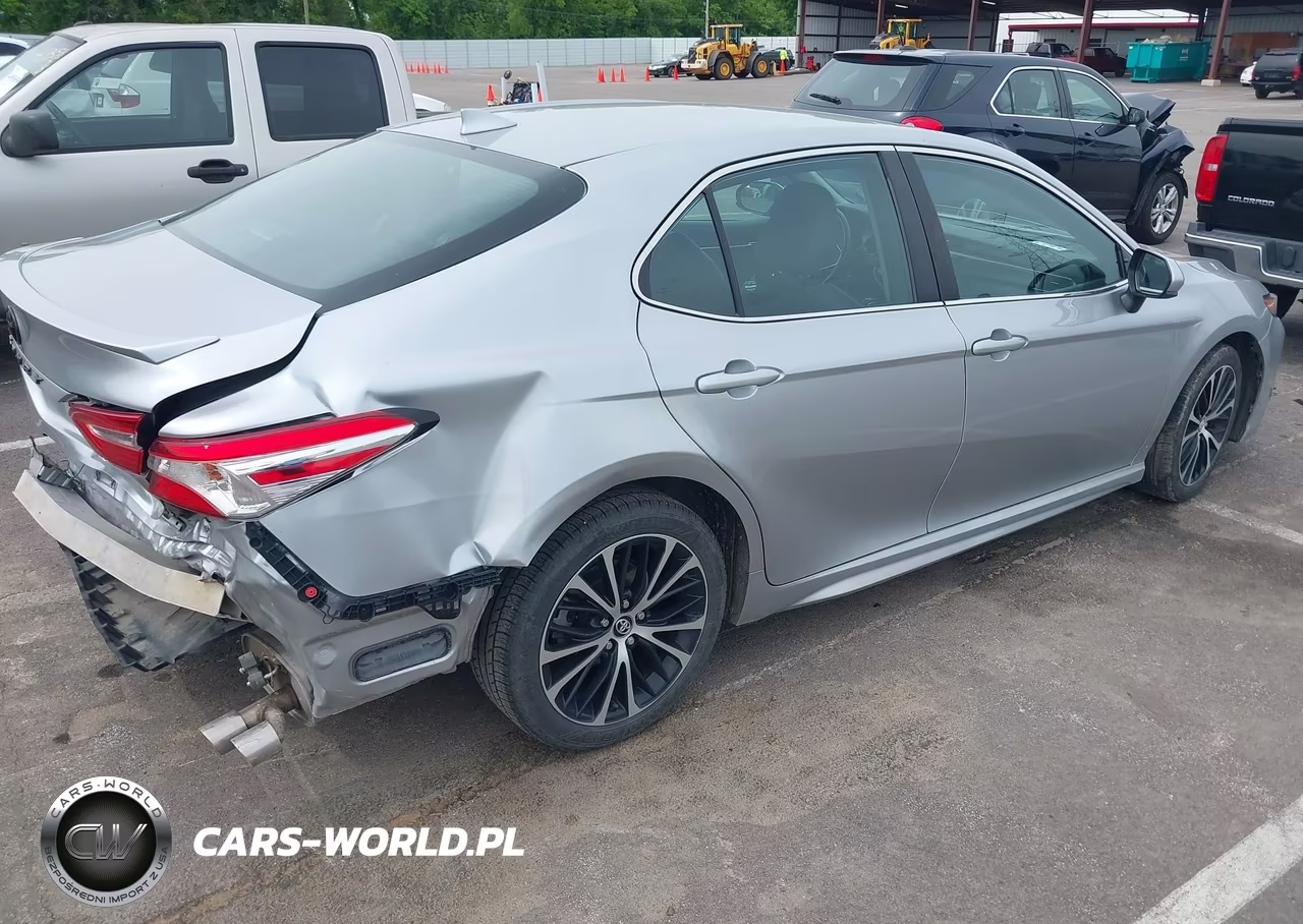 2020 Toyota Camry Se VIN:4T1G11AK9LU874129 - 4