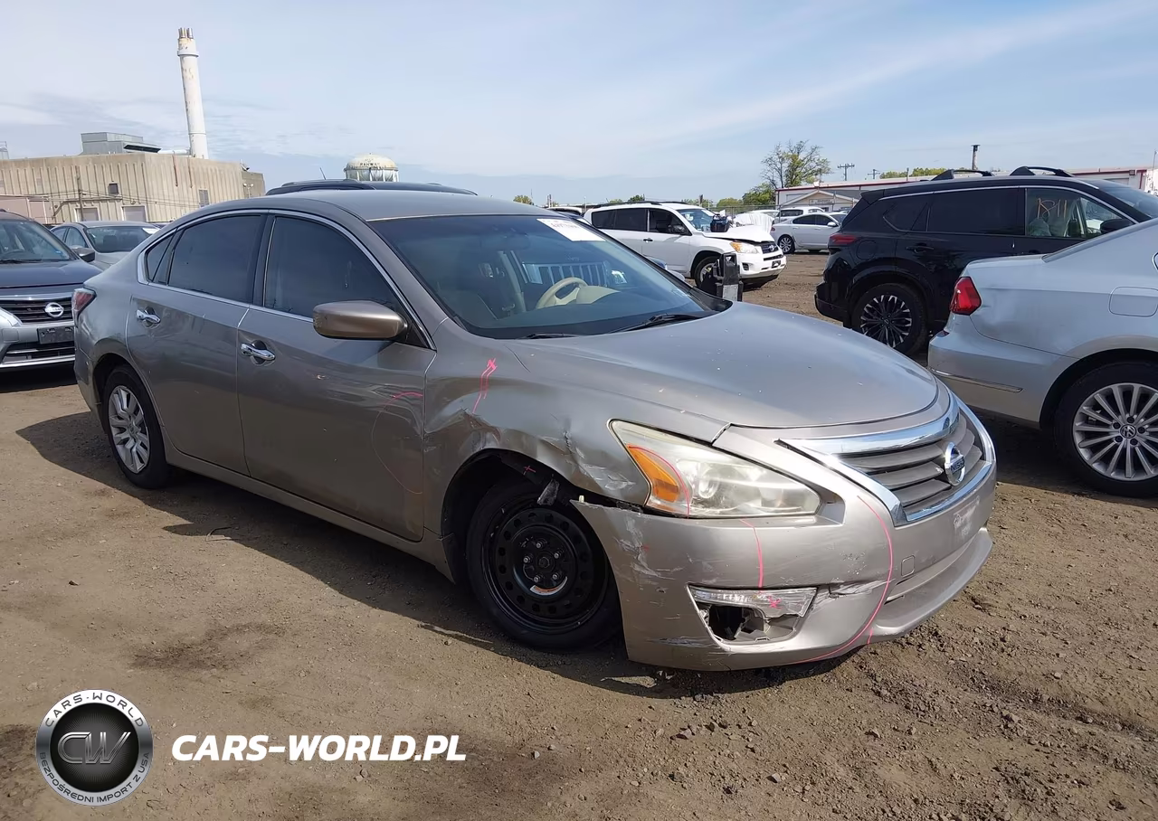 2014 Nissan Altima 2.5 S – zdjęcie 1 z 16