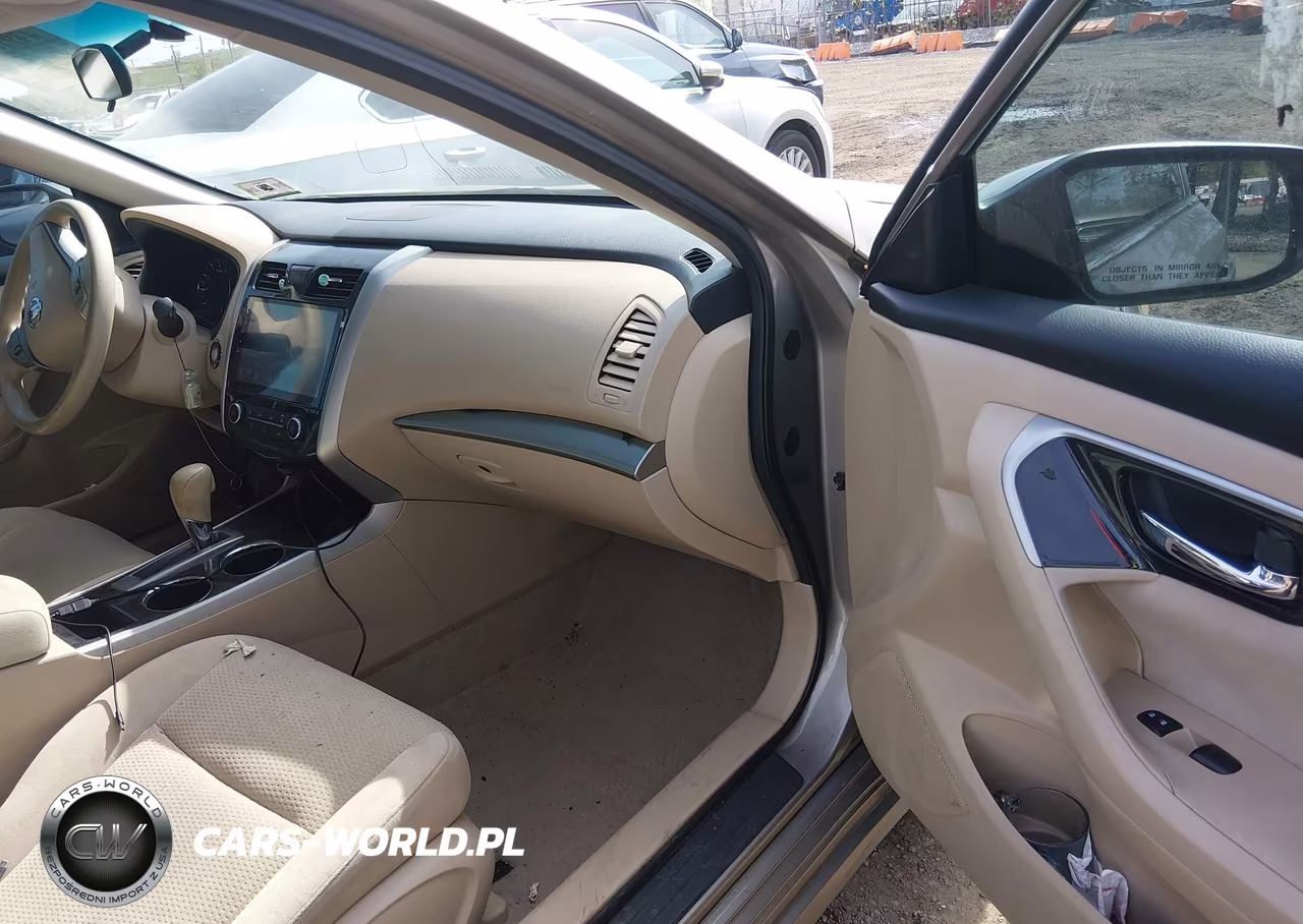 2014 Nissan Altima 2.5 S VIN:1N4AL3AP8EC114879 - 5