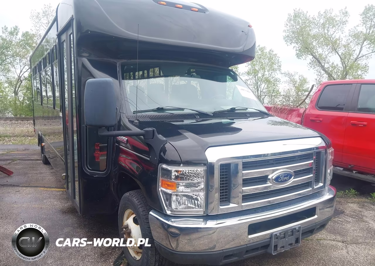 2017 Ford E-450 Cutaway – zdjęcie 1 z 17