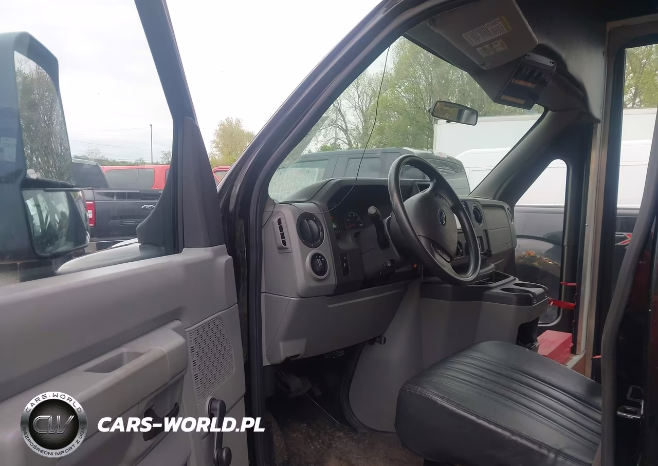 2017 Ford E-450 Cutaway VIN:1FDFE4FSXHDC03392 - 17