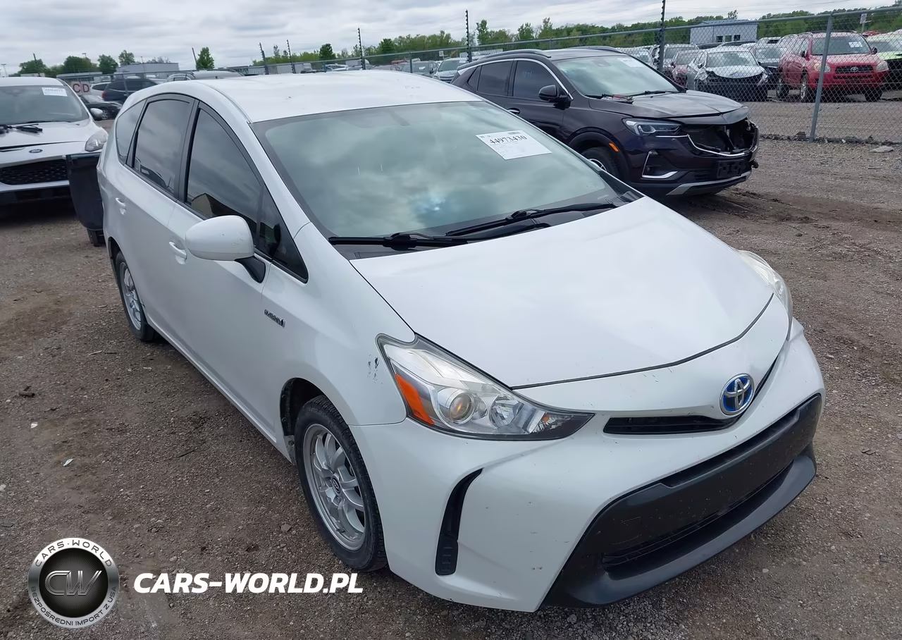 2015 Toyota Prius V Two
