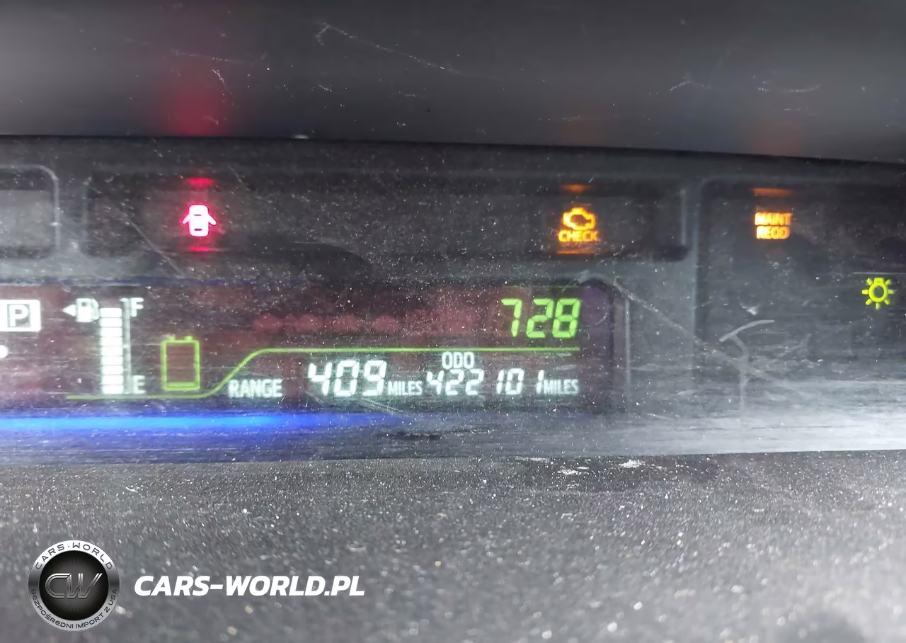 2015 Toyota Prius V Two VIN:JTDZN3EU6FJ037661 - 15