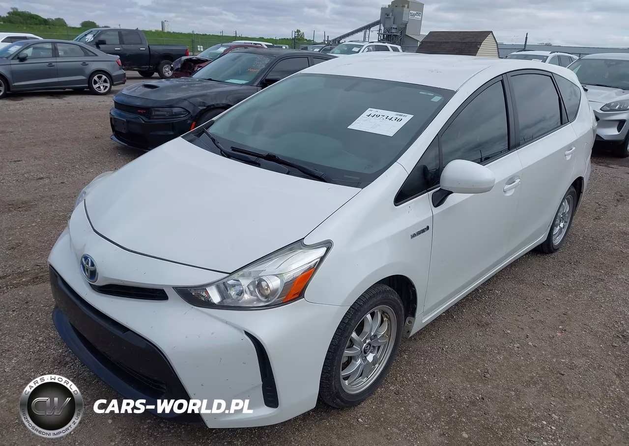2015 Toyota Prius V Two VIN:JTDZN3EU6FJ037661 - 2