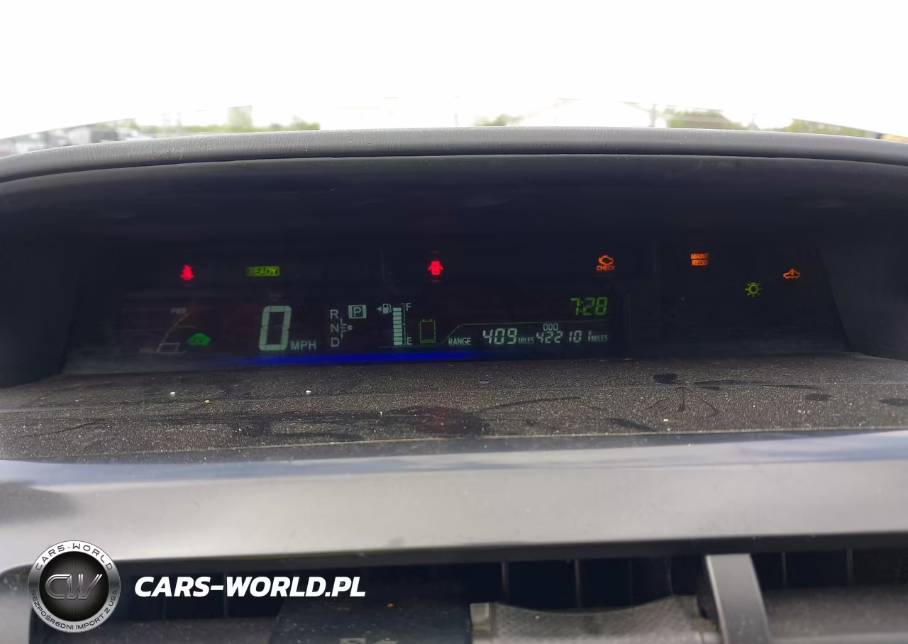 2015 Toyota Prius V Two VIN:JTDZN3EU6FJ037661 - 7