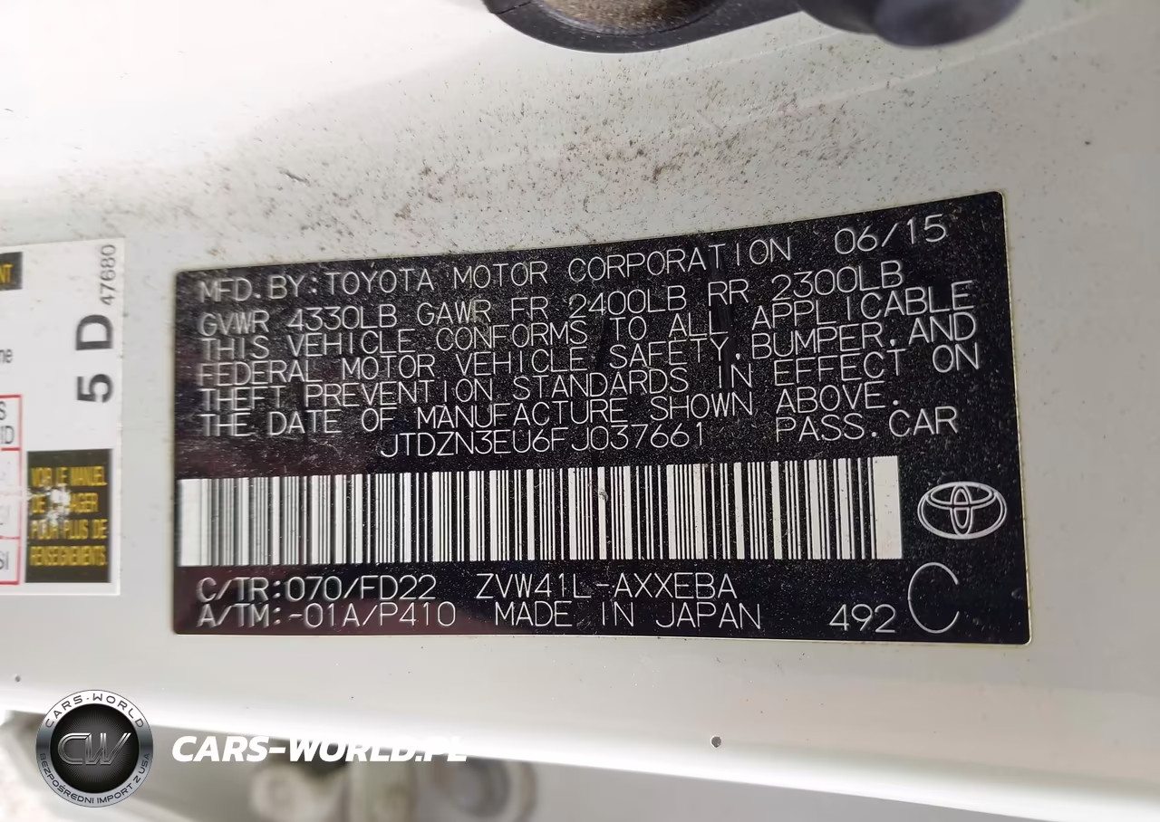 2015 Toyota Prius V Two VIN:JTDZN3EU6FJ037661 - 9