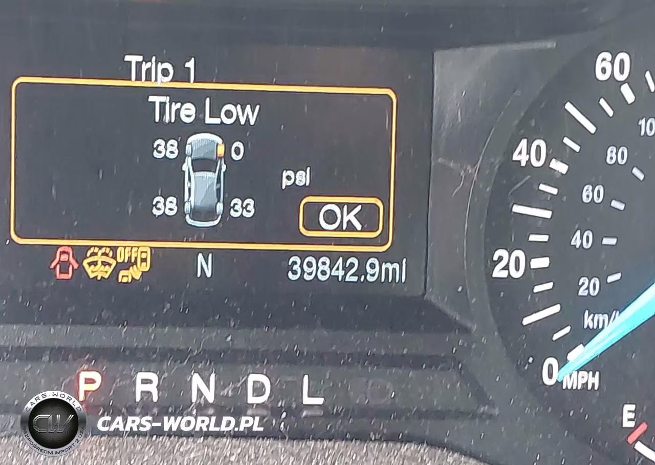 2019 Ford Fusion S VIN:3FA6P0G79KR276954 - 16