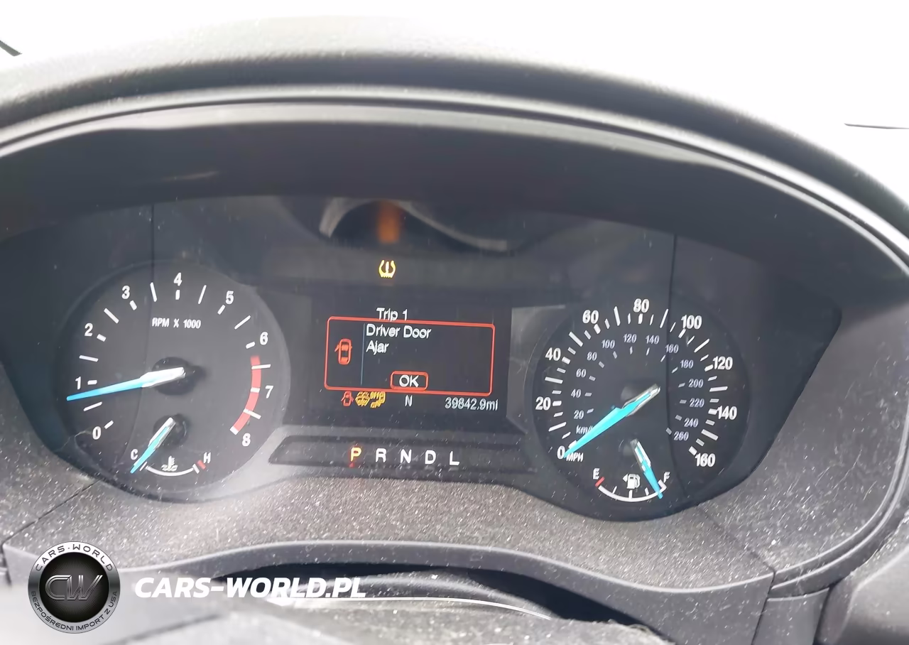 2019 Ford Fusion S VIN:3FA6P0G79KR276954 - 7