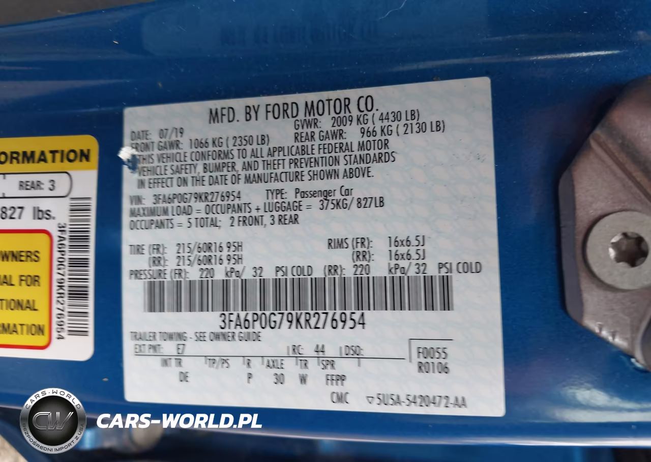 2019 Ford Fusion S VIN:3FA6P0G79KR276954 - 9