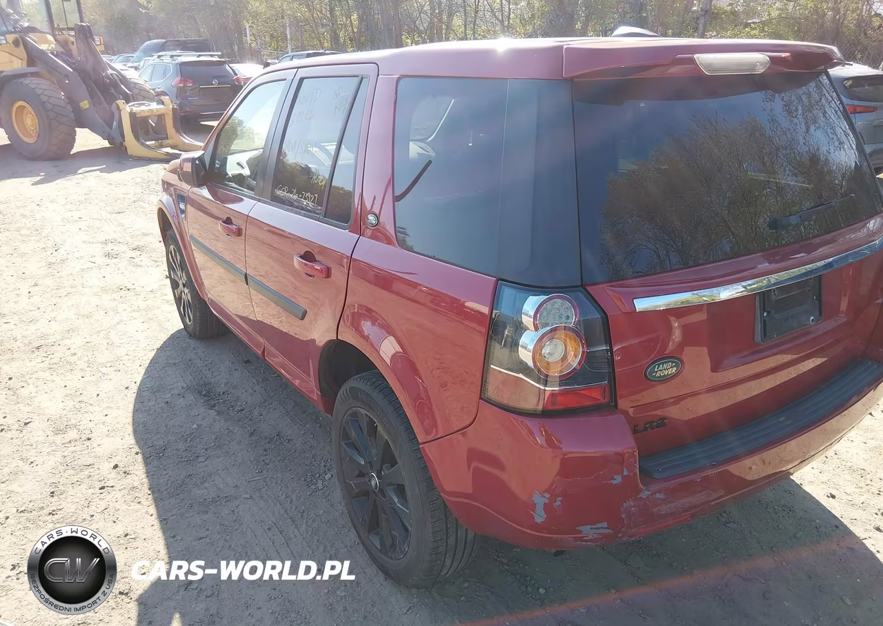 2015 Land Rover Lr2 VIN:SALFR2BGXFH428358 - 3