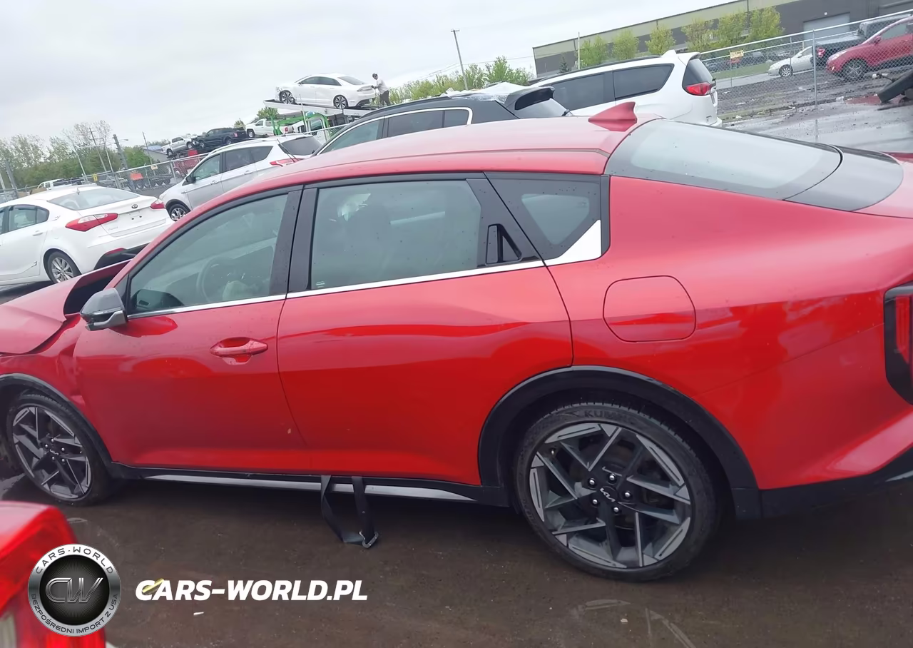 2025 Kia K4 Gt-Line VIN:3KPFW4DE2SE052326 - 14