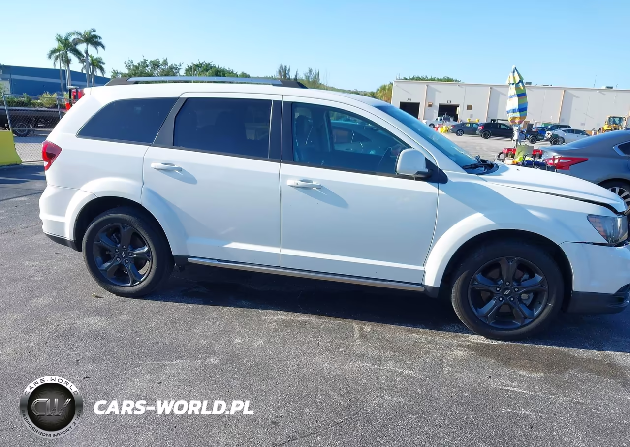 2020 Dodge Journey Crossroad VIN:3C4PDCGB7LT250595 - 13