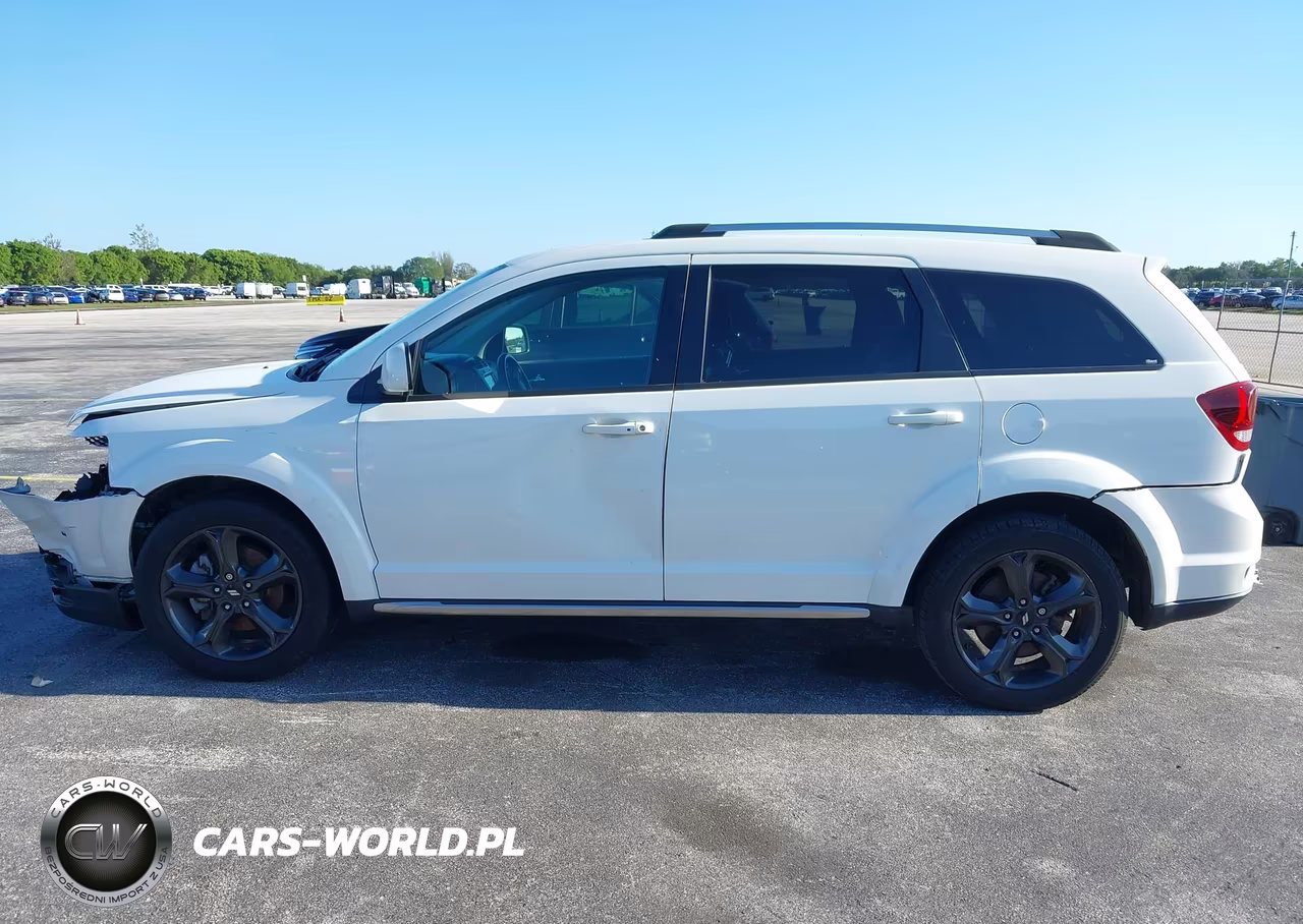 2020 Dodge Journey Crossroad VIN:3C4PDCGB7LT250595 - 14