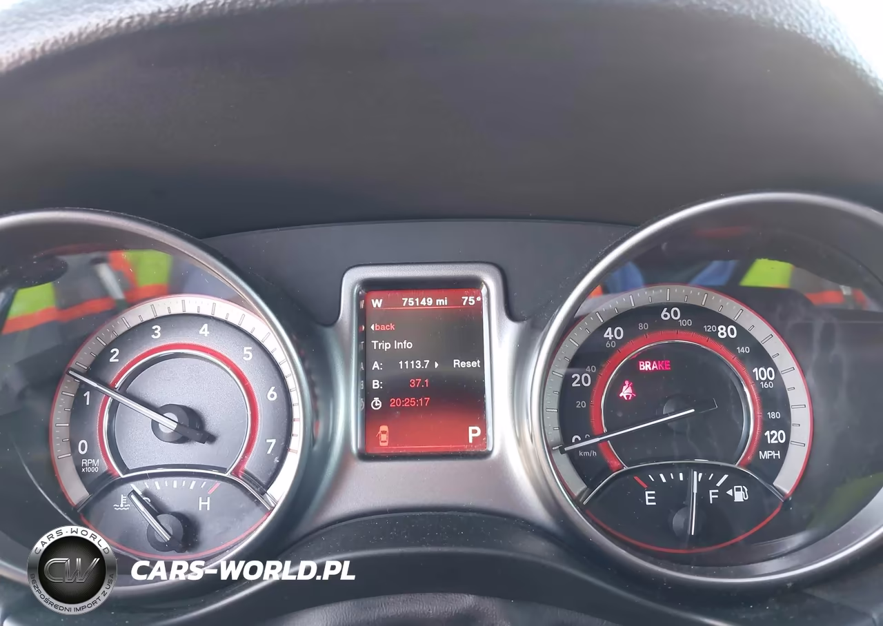2020 Dodge Journey Crossroad VIN:3C4PDCGB7LT250595 - 7