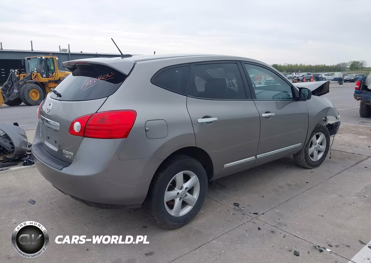 2012 Nissan Rogue S VIN:JN8AS5MV9CW385811 - 4