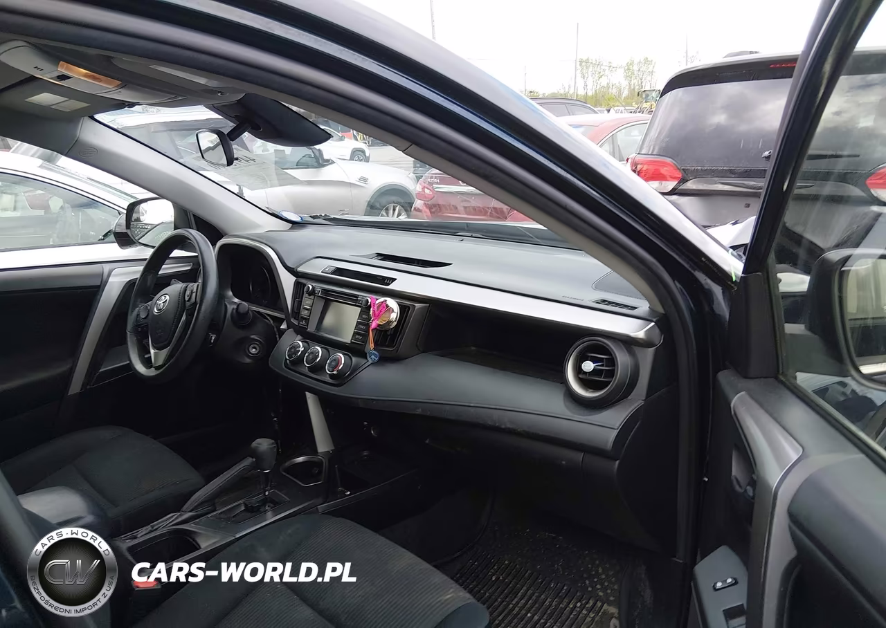 2017 Toyota Rav4 Le VIN:JTMBFREV5HJ161000 - 5