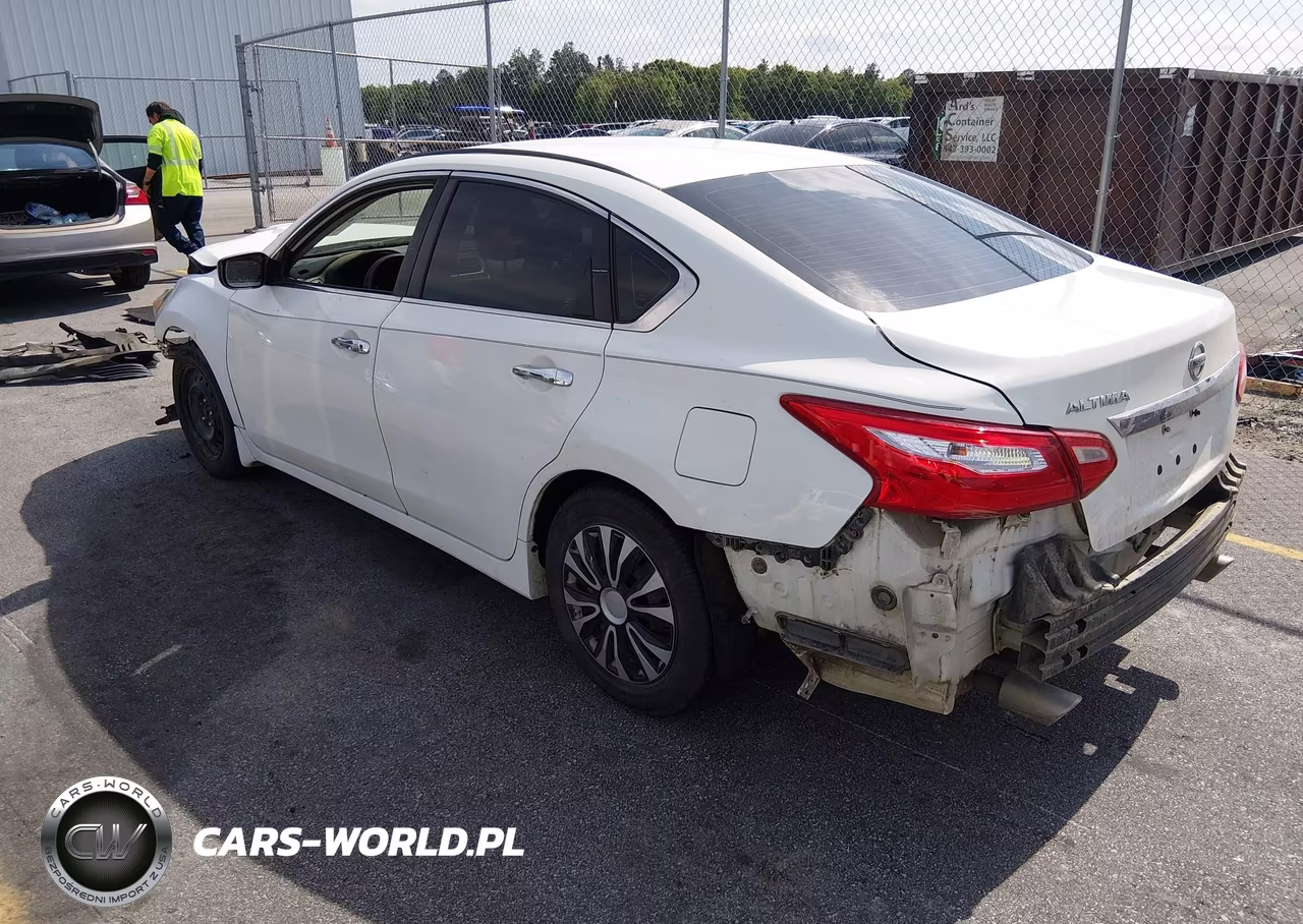 2017 Nissan Altima 2.5 VIN:1N4AL3AP9HC221802 - 3
