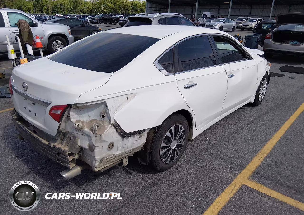2017 Nissan Altima 2.5 VIN:1N4AL3AP9HC221802 - 4