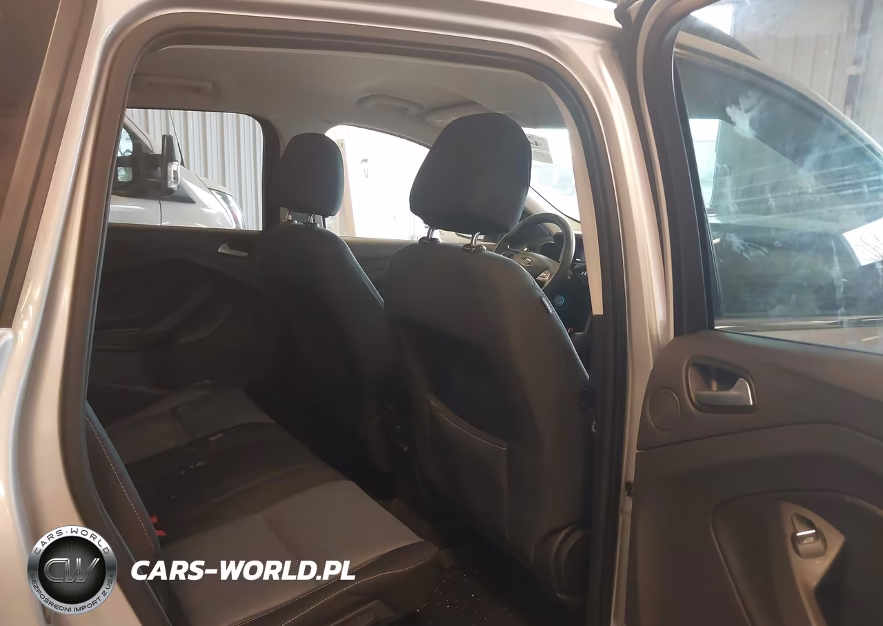 2017 Ford Escape Se VIN:1FMCU9G97HUD61946 - 8