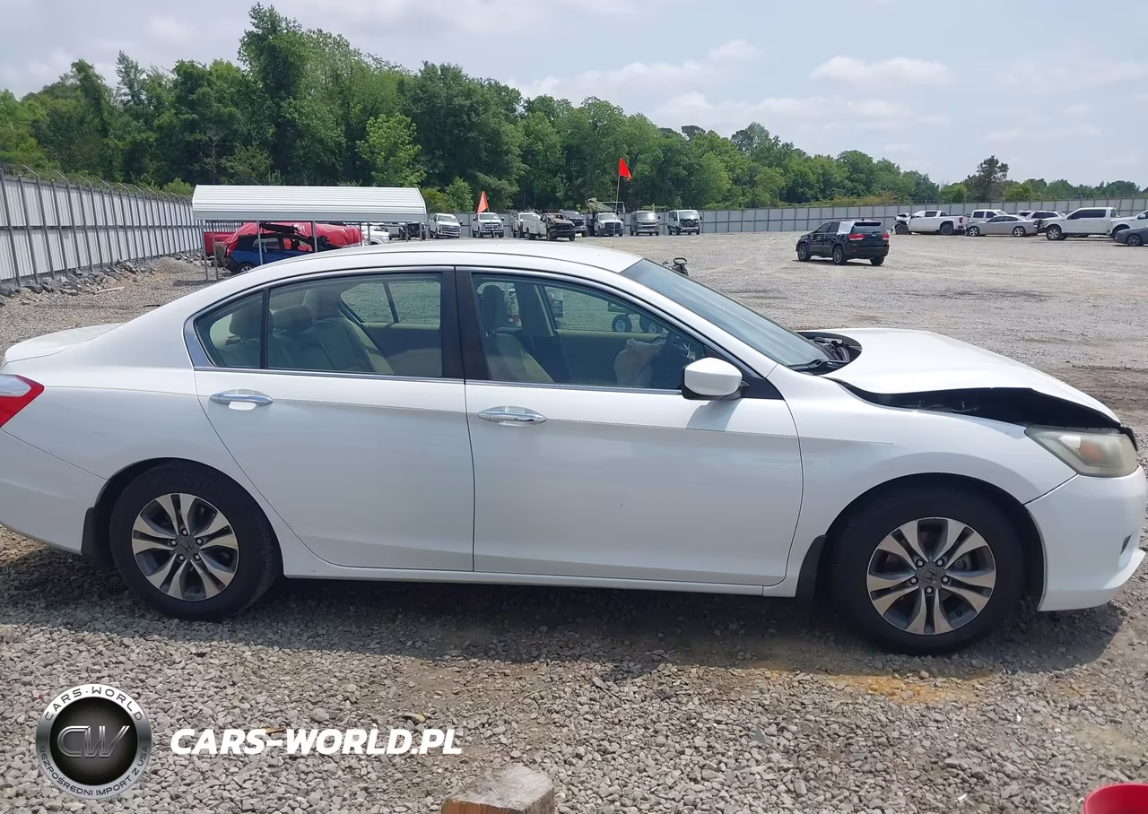 2015 Honda Accord Lx VIN:1HGCR2F37FA066050 - 13