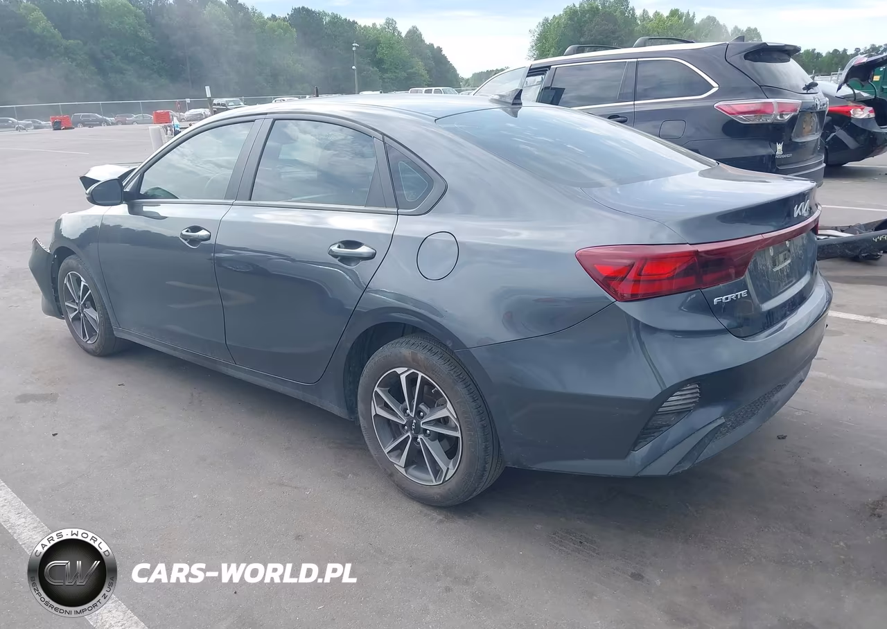 2024 Kia Forte Lxs VIN:3KPF24AD4RE742189 - 3