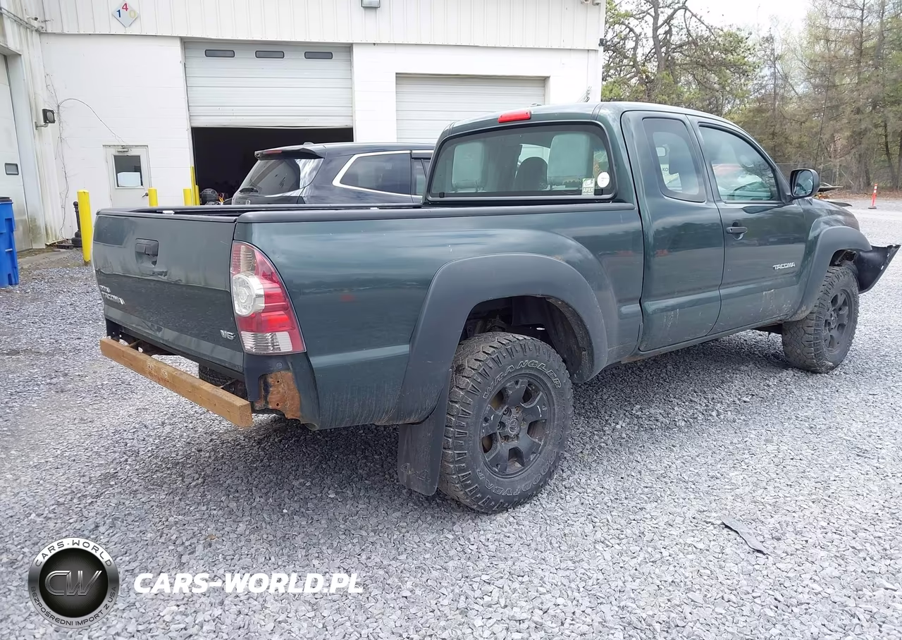 2009 Toyota Tacoma Base V6 VIN:5TEUU42N49Z624466 - 4