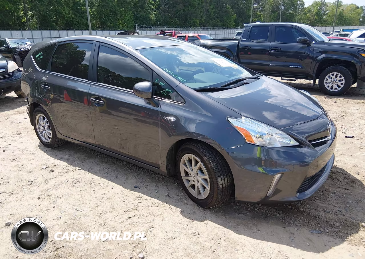 2014 Toyota Prius V Three