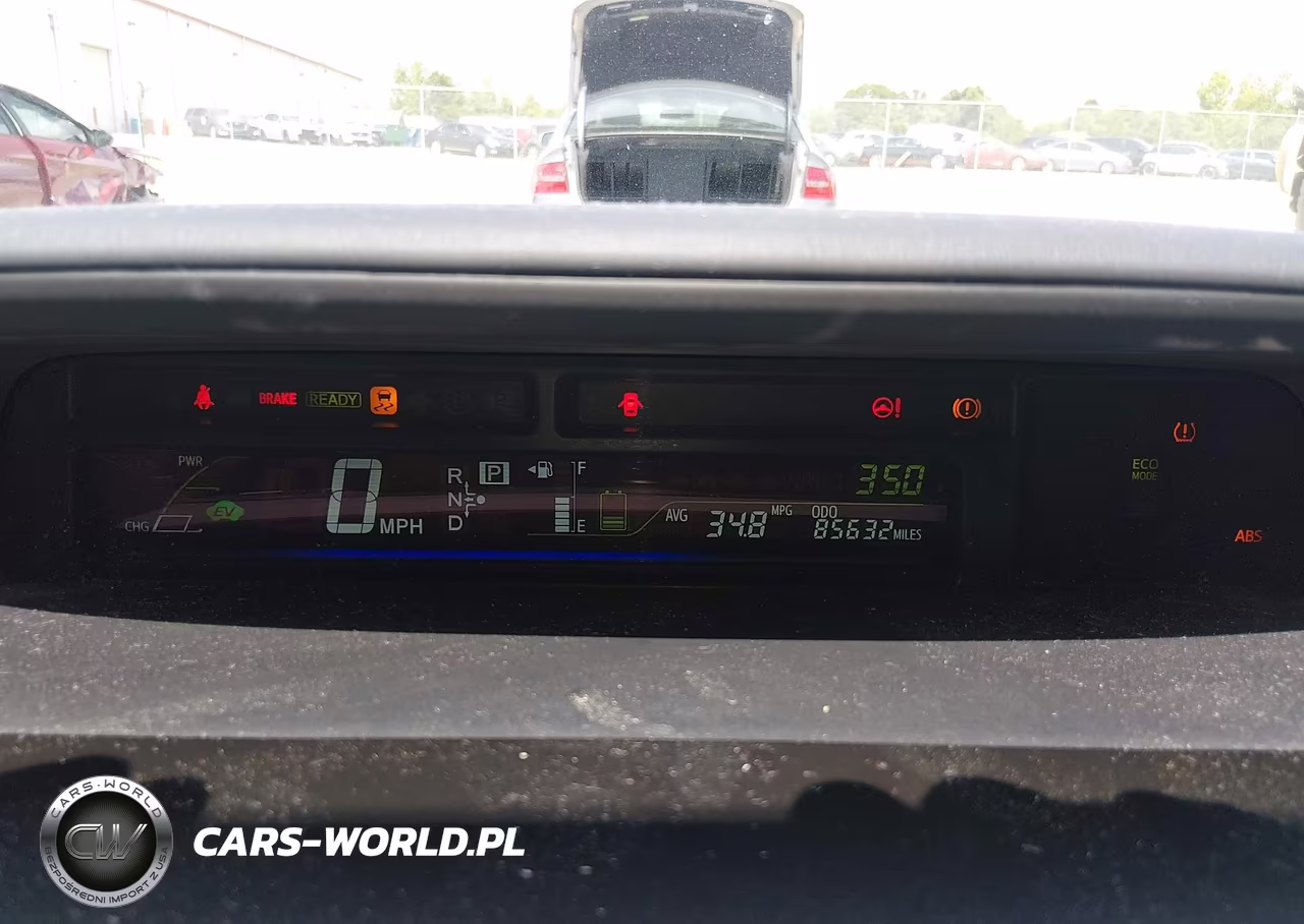 2014 Toyota Prius V Three VIN:JTDZN3EU2EJ004185 - 7
