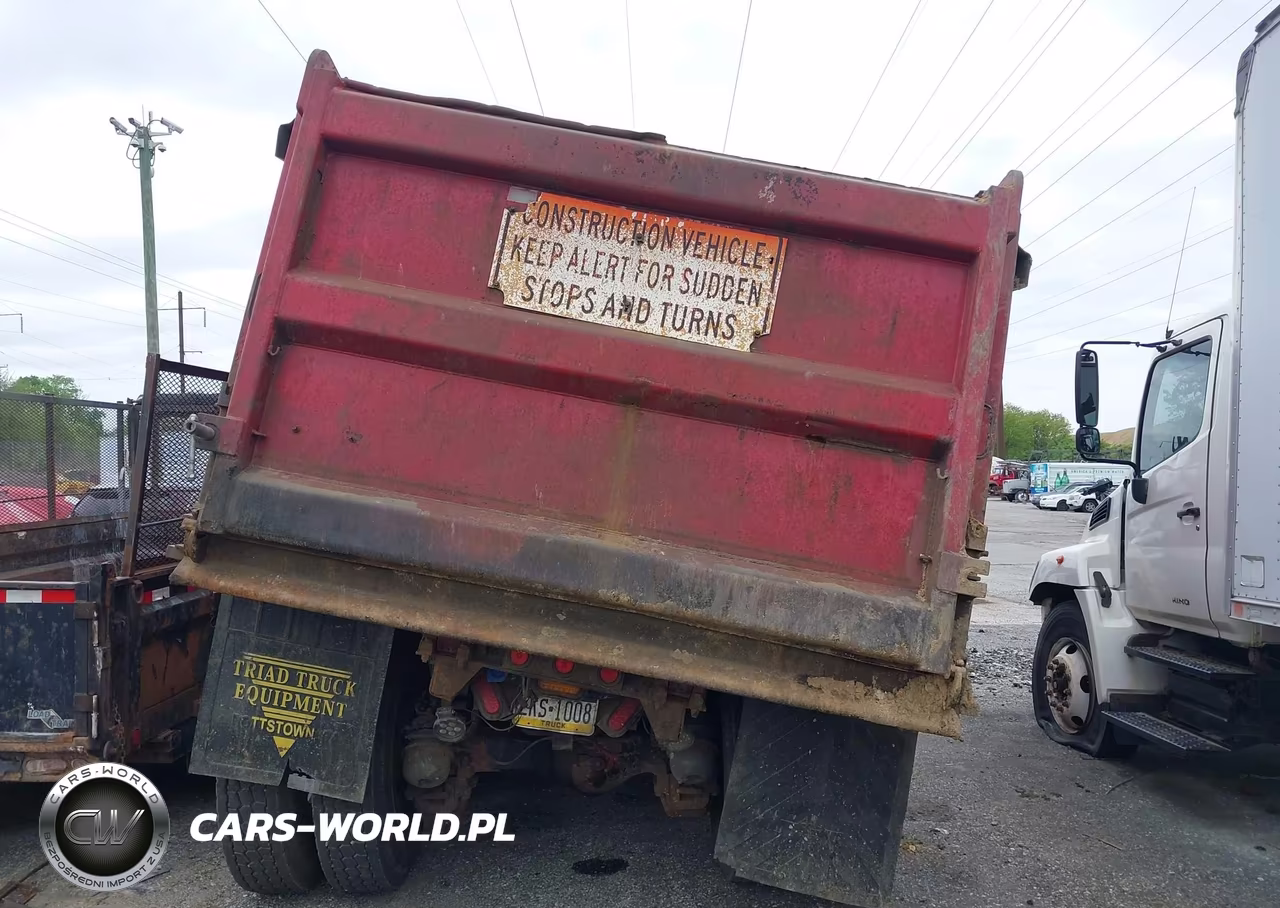 2003 Mack 700 Cv700 VIN:1M2AG11C03M003388 - 16