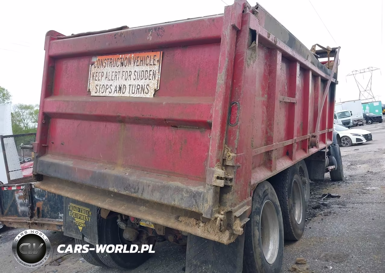 2003 Mack 700 Cv700 VIN:1M2AG11C03M003388 - 4