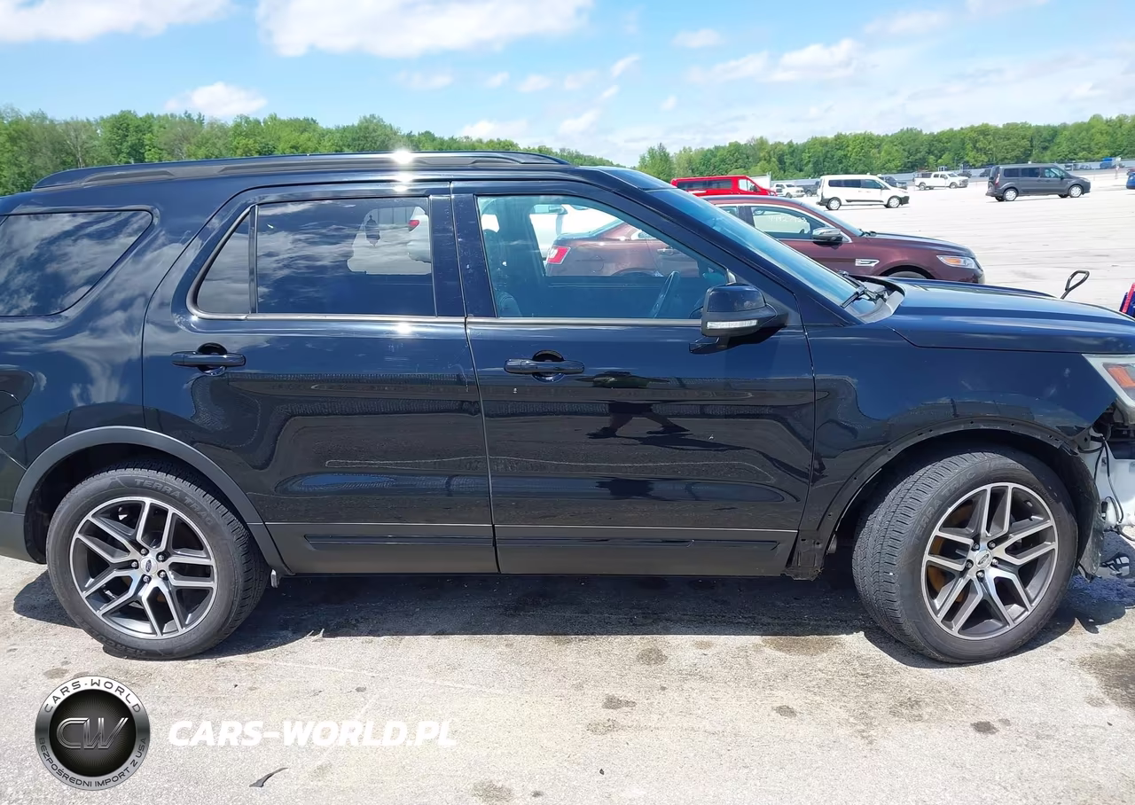 2016 Ford Explorer Sport VIN:1FM5K8GT1GGA60106 - 14