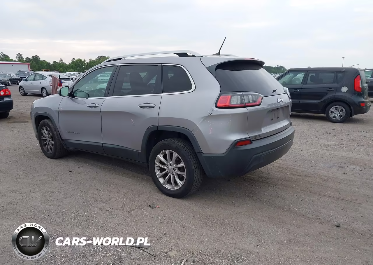 2019 Jeep Cherokee Latitude Fwd VIN:1C4PJLCB0KD297695 - 3