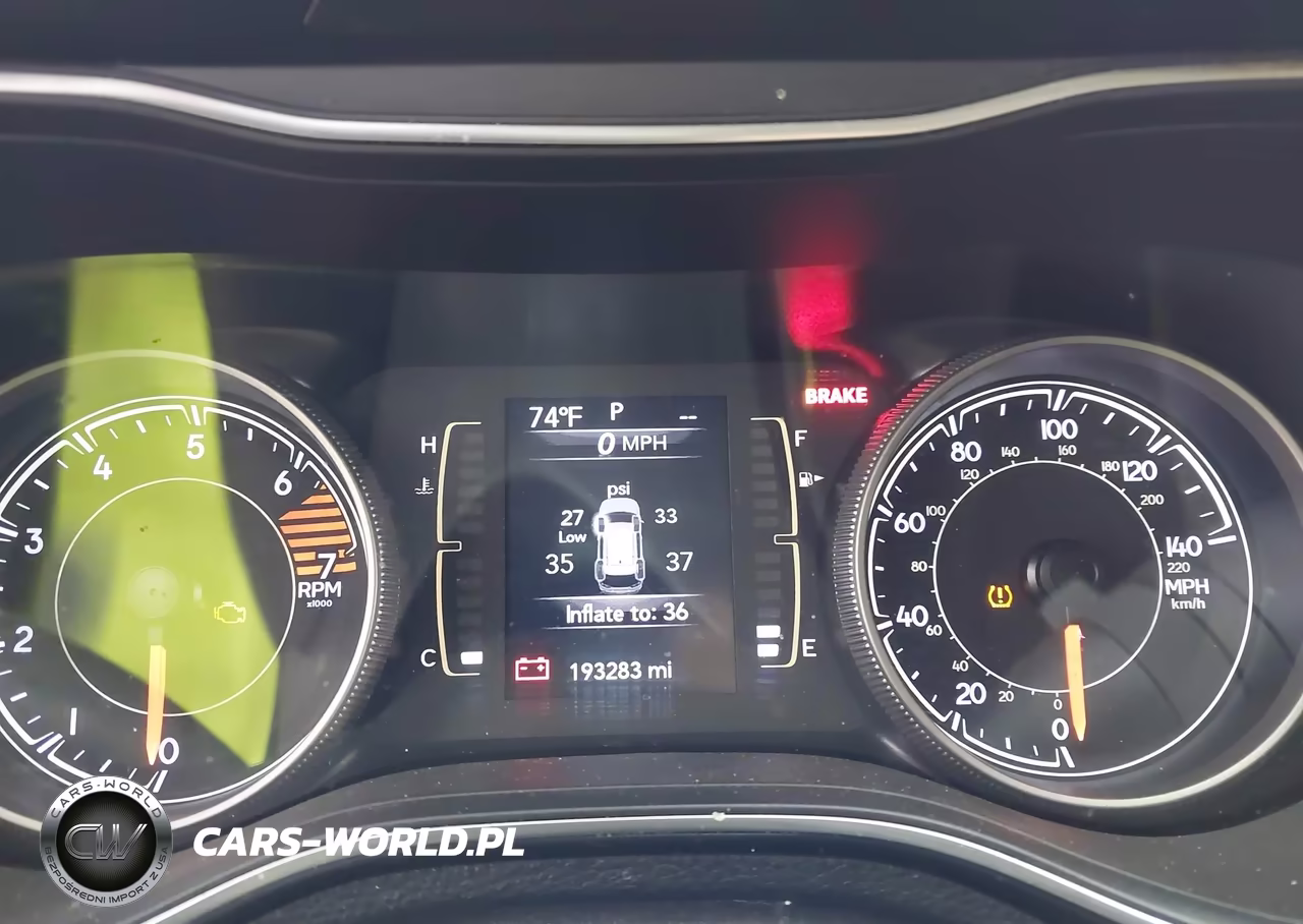 2019 Jeep Cherokee Latitude Fwd VIN:1C4PJLCB0KD297695 - 7