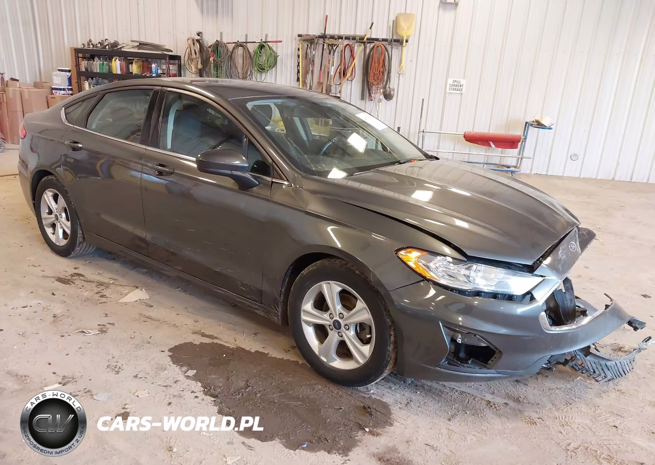 2020 Ford Fusion Se