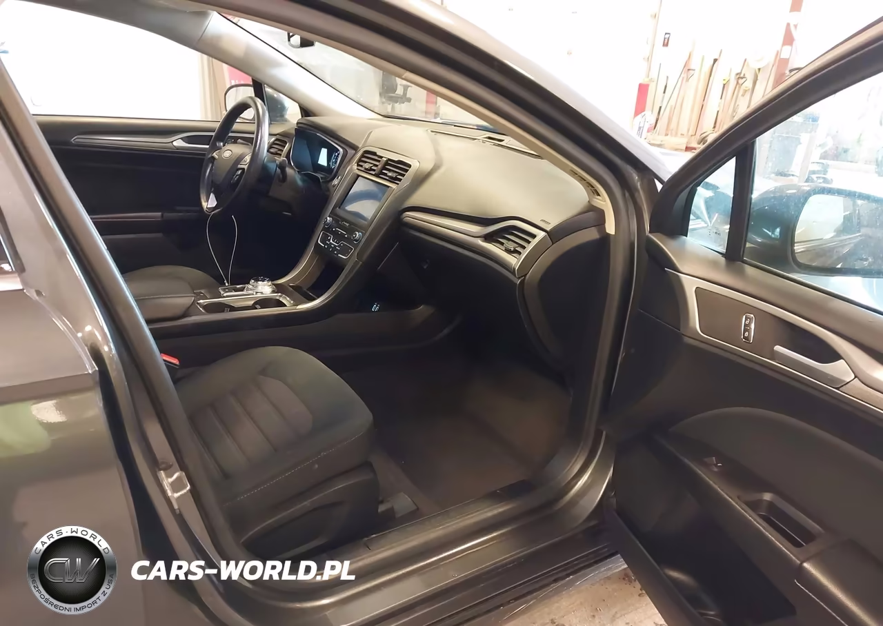 2020 Ford Fusion Se VIN:3FA6P0HD4LR107835 - 5
