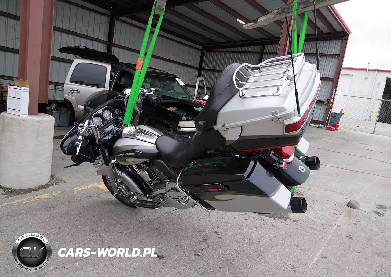 2013 Harley-Davidson Flhtcuse Cvo Ultra Cls Electra Gld VIN:1HD1PR813DB954588 - 3
