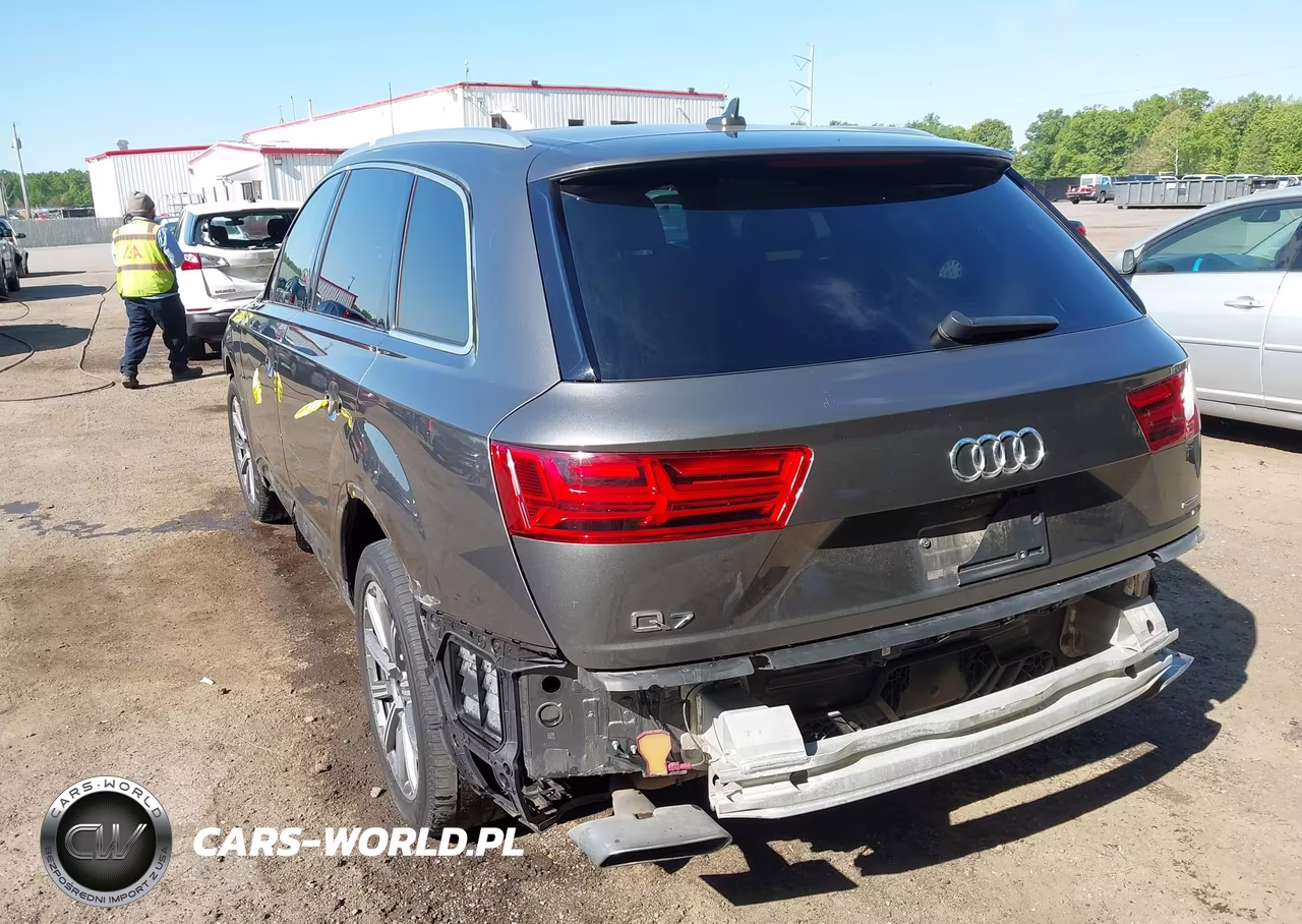 2018 Audi Q7 2.0T Premium VIN:WA1LHAF7XJD045712 - 3