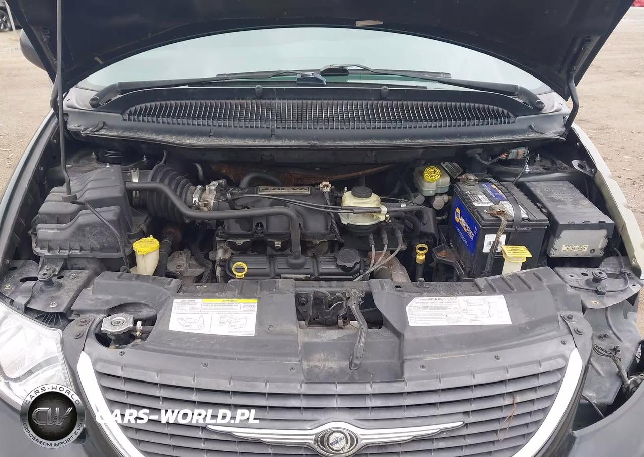 2004 Chrysler Town & Country Limited VIN:2C8GP64L74R576955 - 10