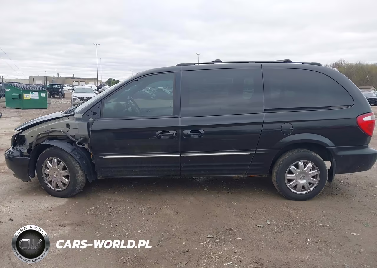 2004 Chrysler Town & Country Limited VIN:2C8GP64L74R576955 - 15