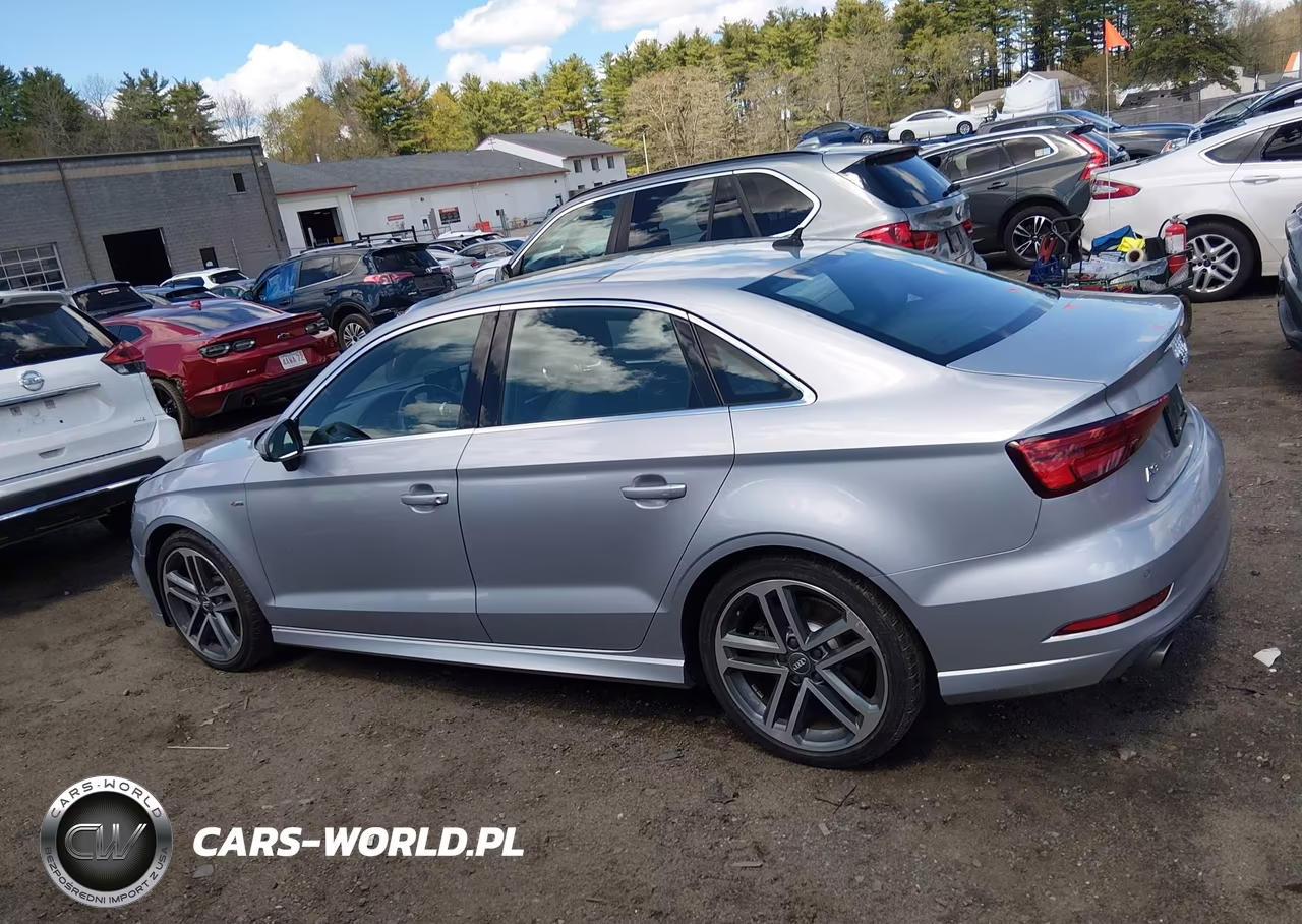 2019 Audi A3 45 Premium VIN:WAUJEGFF2KA083063 - 14