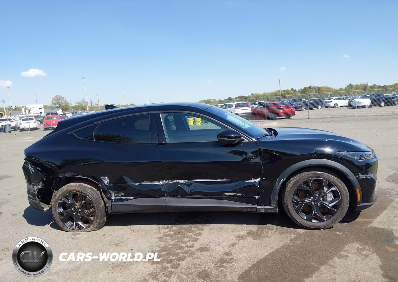 2024 Ford Mustang Mach-E Select VIN:3FMTK1SUXRMA05418 - 13