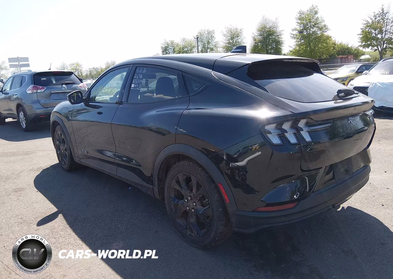 2024 Ford Mustang Mach-E Select VIN:3FMTK1SUXRMA05418 - 3