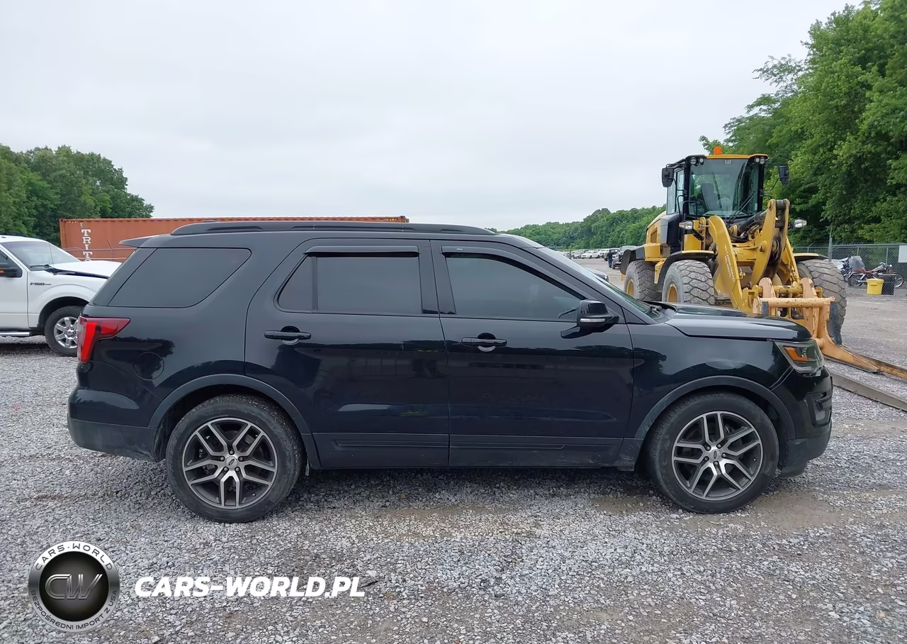 2016 Ford Explorer Sport VIN:1FM5K8GT4GGA42764 - 14