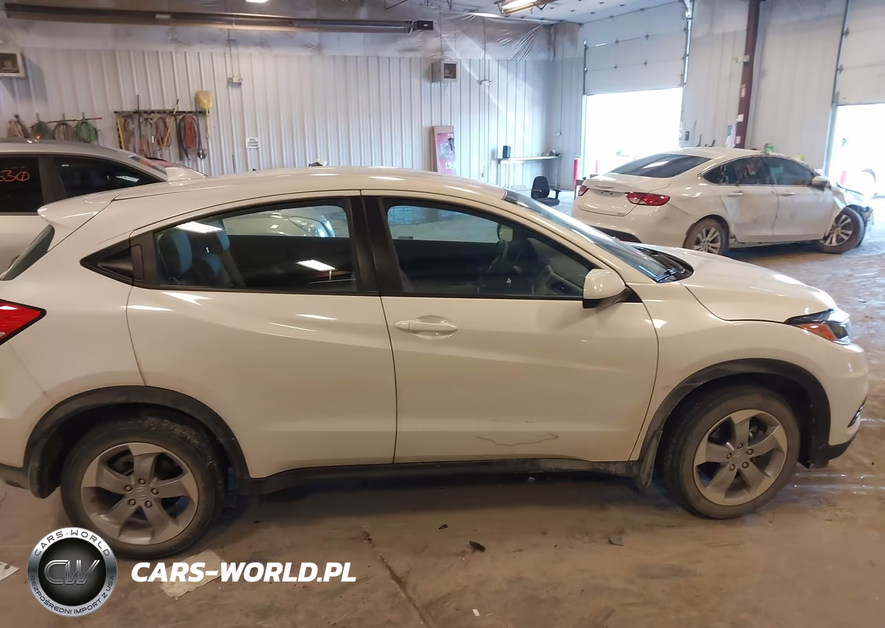 2022 Honda Hr-V Awd Lx VIN:3CZRU6H39NM763002 - 13