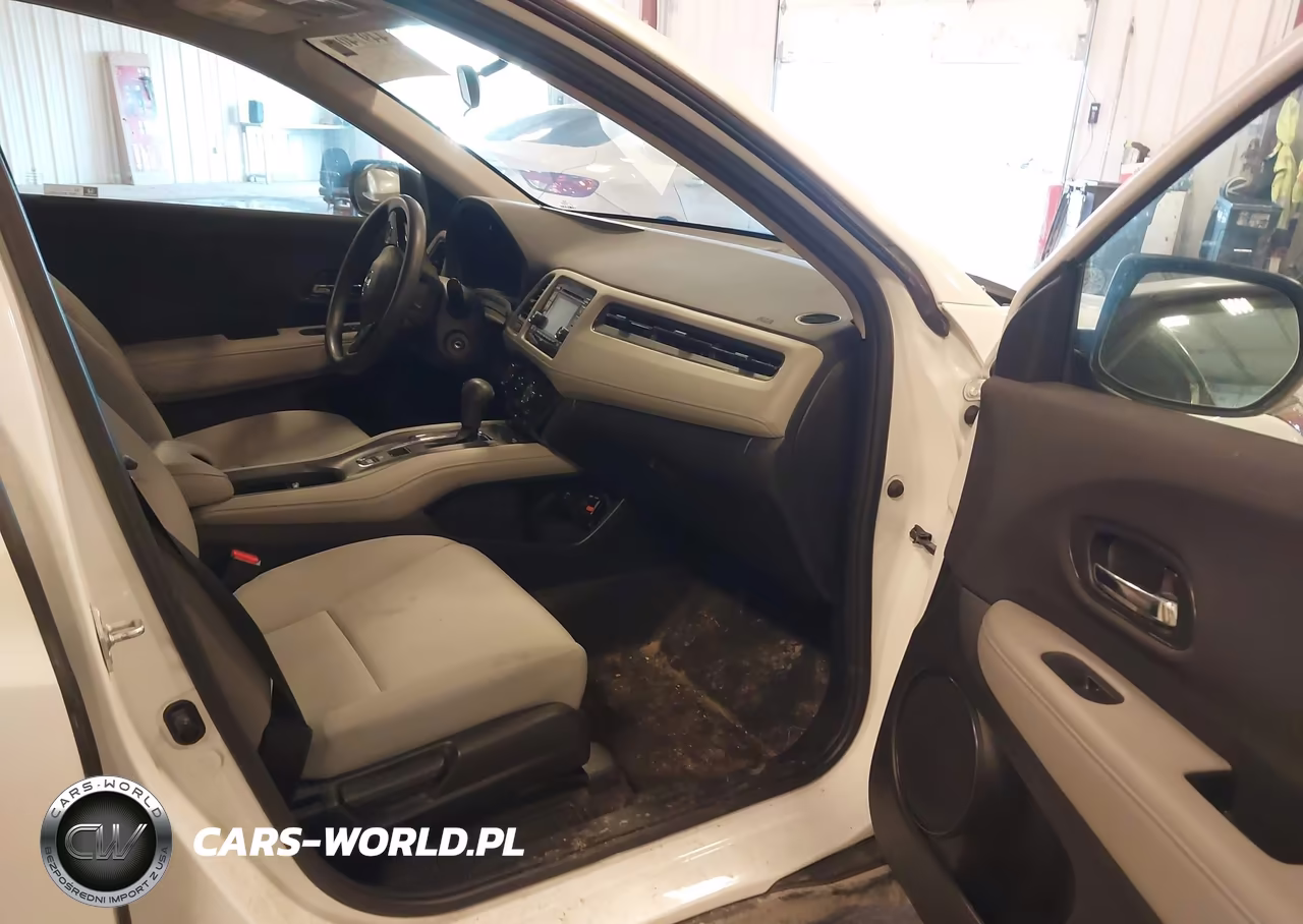2022 Honda Hr-V Awd Lx VIN:3CZRU6H39NM763002 - 5